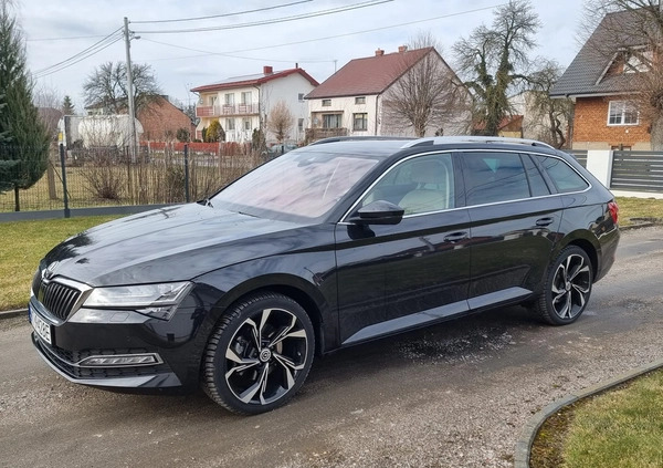 Skoda Superb cena 147600 przebieg: 49000, rok produkcji 2021 z Nowogród małe 667